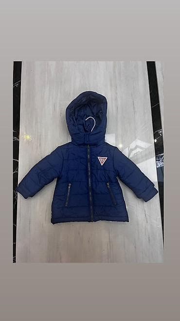 geyimleri: Guess kurtka ideal veziyyetde 1-2 defe istifade olunub 12 ay Uşaq — 2