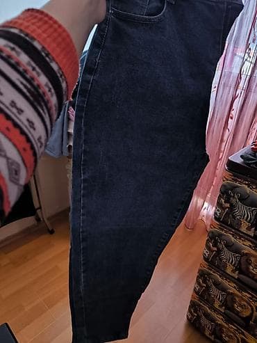 Üst geyimi: İkinci əl geyimlər yeni kimidiler çox çox münasib qiymətə verilir — 6