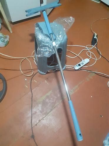 pol silən paspas: Mikrofiber başlı döşəmə və şüşə silən mop - Təmizlik aləti — 2