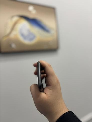 iphone 7 ikinci əl: IPhone 8, 64 GB, Qara, Barmaq izi — 4