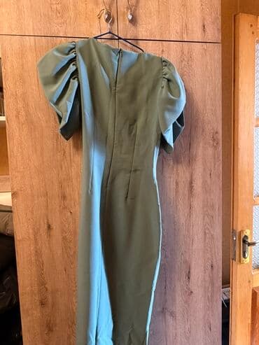 yaşıl qadın ətəkləri: Ziyafət donları – 2 model 1) Yaşıl-qara maxi don - Parlaq yaşıl — 15