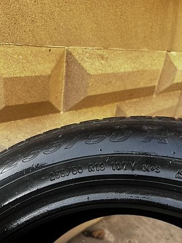 passat diski: 2 ədəd avtomobil şini satılır. Şinlərin üzərində görünən ölçü **255/50 — 2
