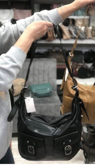 Çanta yenidi baha alınıb 20 manata satıram ünvan xırdalan lalafo.az -da Çanta yenidi baha alınıb 20 manata satıram ünvan xırdalan