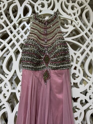 Toy paltarları və aksesuarları: Şık gecə/libas - Rəng: Pudra/çəhrayı - Model: Uzun, axıcı ətək; — 3