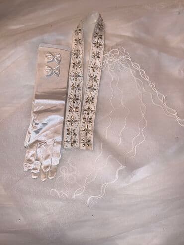 novruz bayrami xoncalari: 40-42 razmerdi geyinilmeyib üzerinde remeni əlcəyi mini duvagida — 2