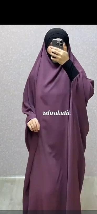 Tək parça ximar – bənövşəyi tonlarda, geniş və örtücü kəsim. - Model