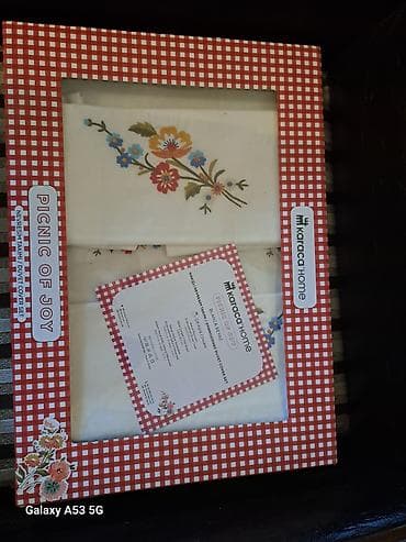 Karaca 2 nəfərlik yataq dəsti.Çox gözəl və keyfiyyətlidir