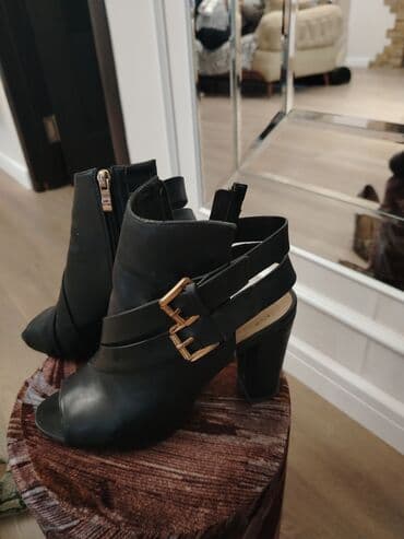 ботильоны высокий каблук: Qadın ayaqqabıları dəsti 1) Qara laklı hündür dabanlı Mary Jane - — 3