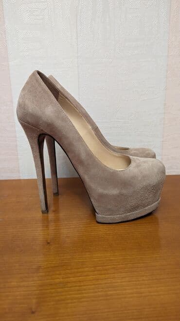 женские спортивные балетки: Tuflilər, Ölçü: 35.5, rəng - Bej, İşlənmiş — 2