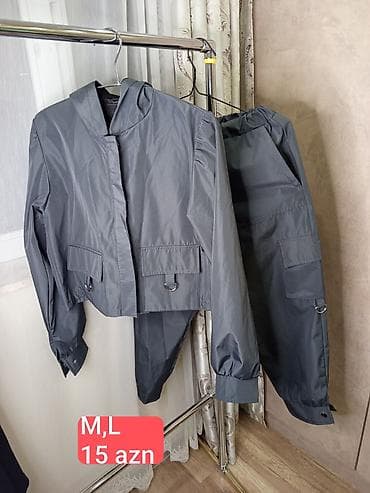 спортивные костюмы в баку: İdman stilində iki hissəli dəst: - Rəng: tünd boz - Üst: qısa kəsimli — 1