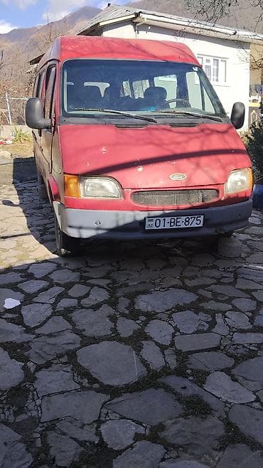 Ford Transit: 2.3 l | 2012 il 200 km Mikroavtobus