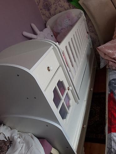 paltar seren: Oğlan və qız üçün, Dördbucaq, Beşik, Dəst ilə, Matras ilə, Yellənmə mexanizm ilə — 1