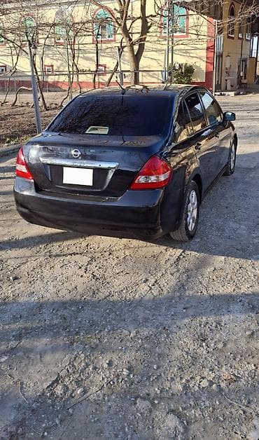 avto 312: Nissan Tiida: 1.6 л | 2006 г. Седан — 2