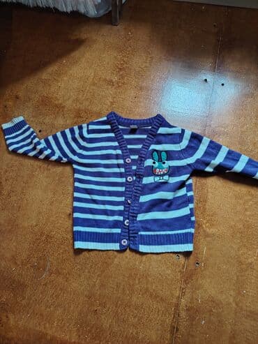 детские вязаные безрукавки: Qiymetler ferqlidir. Wekilleri cevirin😊Uşaq kardiqanları dəsti - — 1