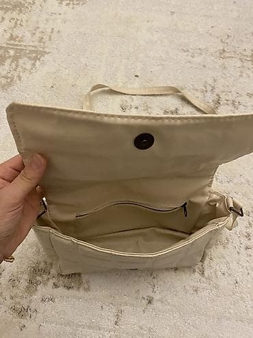 smart vatch: Bej rəngli çiyin çantası - Material: süni dəri, kvadrat kapitone — 2