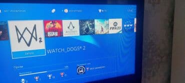 PS2 & PS1 (Sony PlayStation 2 & 1): PS 4 ev şeraitinde istifade olunub içinde fifa 24 assasins creed ( — 2