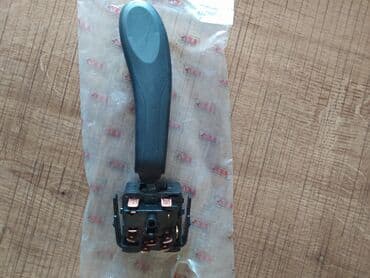 niva 4 qapi: Chevralet Nivanin şüşe temizleyenidi.Tezedi.Qiymet razilasma yolu — 2