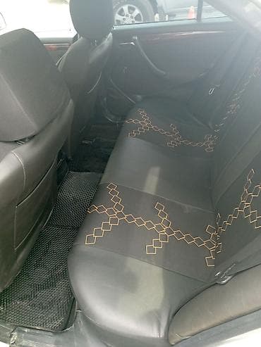 taube kondisioner: Mercedes-Benz C-Class: 1.8 l | 1999 il Sedan — 10