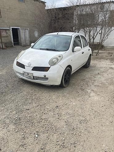 Nissan: Nissan March: 1.2 l | 2004 il Hetçbek — 2
