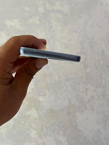 чехол samsung s: Samsung Galaxy A52s, цвет - Серебристый, Отпечаток пальца — 5