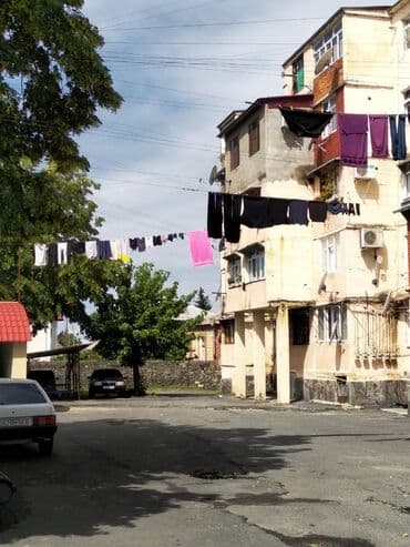1 otaqli evler: Zaqatala, 2 otaqlı, Köhnə tikili, 55 kv. m — 12