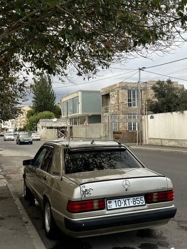 turbo az c class: Mercedes-Benz 190: 2 l | 1991 il Sedan — 1