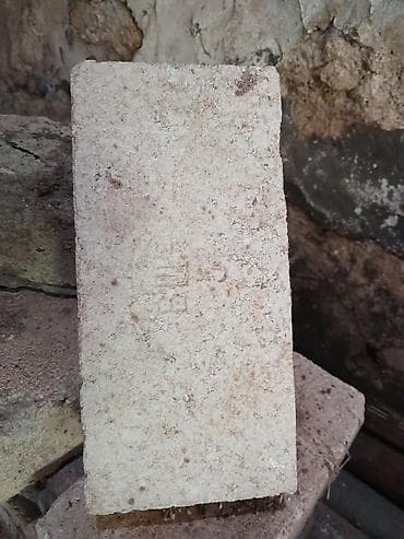 şamot: Məhsul: Odadavamlı kərpiclər (şamot/odxanası kərpici) Təsvir: - — 1