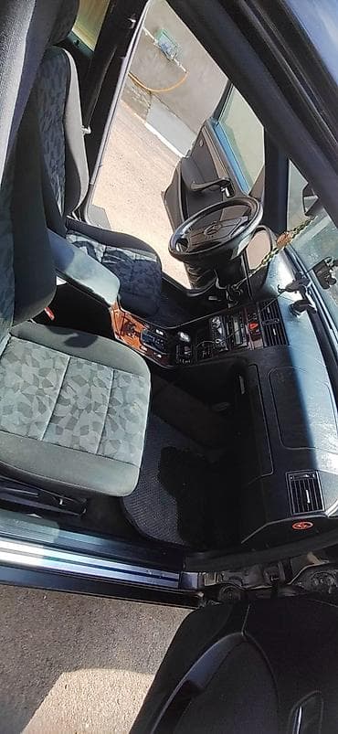 rul satisi: Mercedes-Benz C 200: 2 l | 1998 il Sedan — 7