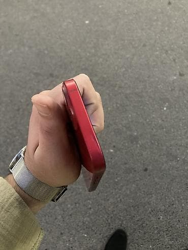 iphone 7 plas: IPhone 13, Qırmızı — 6