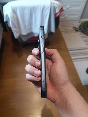 ipone mini: Graphite, Face ID — 2