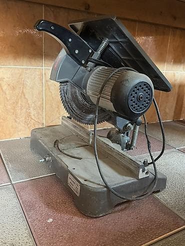 İşlənmiş Kafel kəsən stanok lalafo.az -da İşlənmiş Kafel kəsən stanok