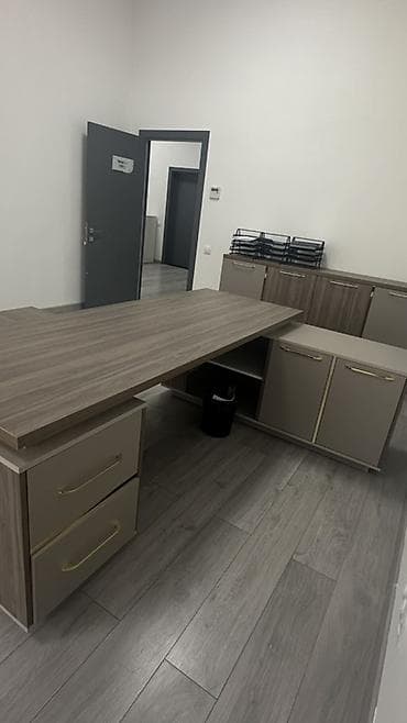 Офисная мебель: Ofis mebel dəsti təcili satılır. Yeni kimidir — 2