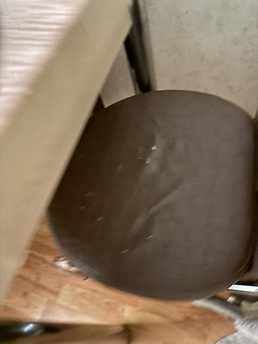 pedikur stulu: Mətbəx üçün, Açılan, Kvadrat masa, 4 stul — 4