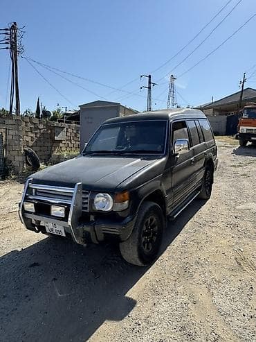 Mitsubishi Pajero: 2.5 l | 1991 il 300000 km