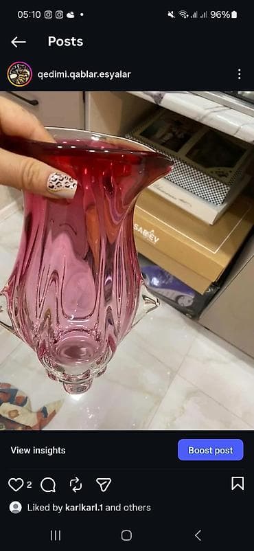 vitrin dekor: Bir vaza — 1