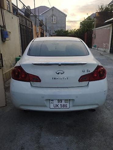 Infiniti G35: 3.5 l | 2008 il 230000 km Sedan — 2