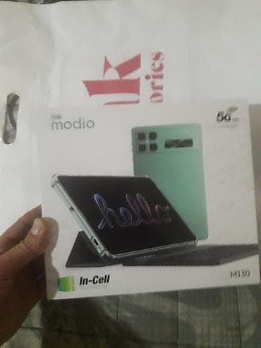 Monitorlar: Modio M130 planşet + klaviatura dəsti Xüsusiyyətlər: - Model: Modio — 8