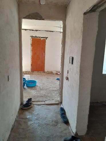 temirsiz evler: 3 otaqlı, 60 kv. m, Orta təmir — 8