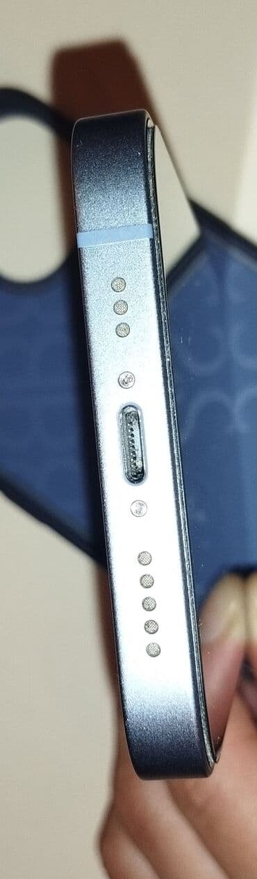 телевизор 165 см: IPhone 14, Синий, Face ID — 3