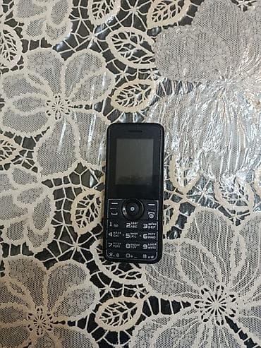 philips xenium 9@9z: Philips düyməli telefon ela veziyetdedir 1hefte zaryatka saxlayir — 1