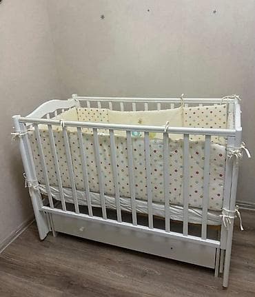 Oğlan və qız üçün, Dördbucaq, Beşik, Dəst ilə, Matras ilə, Yellənmə mexanizmsiz lalafo.az -da Oğlan və qız üçün, Dördbucaq, Beşik, Dəst ilə, Matras ilə, Yellənmə mexanizmsiz
