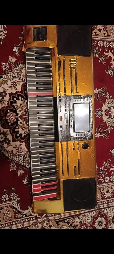 catel elaqe: Korg pa 80 yungul xerci var 200 azn sonu mehsulu elde etmey isteyen — 1