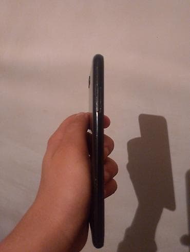 Honor 7A, rəng - Qara, Qırıq