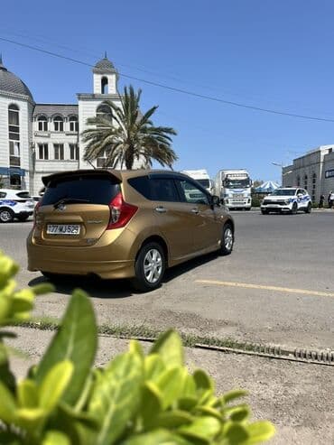 gurcustan masin bazari rustavi qiymetleri: Nissan Note: 1.2 л | 2015 г. Седан — 15