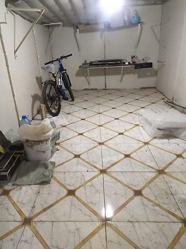 Metalkarkaslı qapısı olan kiçik anbar/qaraj otağı - Təyinat: anbar