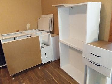 Mətbəx mebeli 3 ay istifadə olunub. vakumludur. ləkə saxlamır