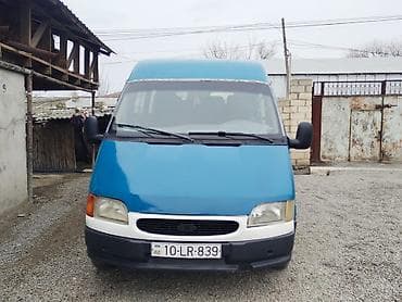 byd qalmaq serti ile: Mavi rəngli miniven/mikroavtobus - Korpus: Uzadılmış və hündür damlı — 1