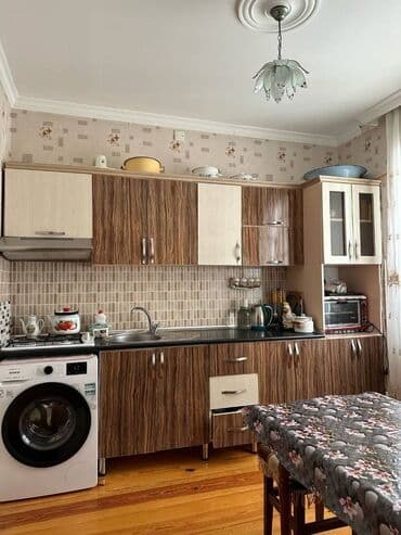 makler gence: 3 otaqlı, 100 kv. m, Orta təmir — 12