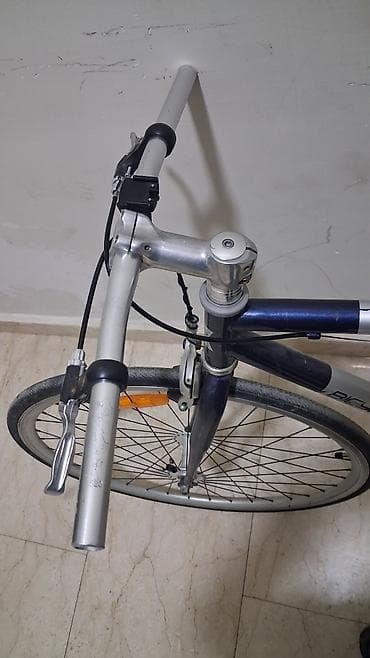 velosiped tekerleri: Şəhər velosipedi – yüngül alüminium gövdə, düz sükan, 28" (700c) — 3