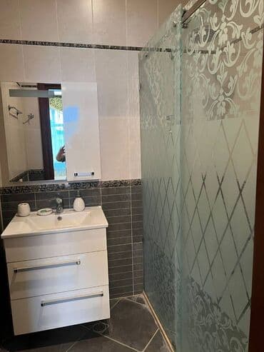 kirayə ev nizami: Nizami metrosunun yaxınlığında Kaspian plazaya yaxin 6-ci paraleldə — 25